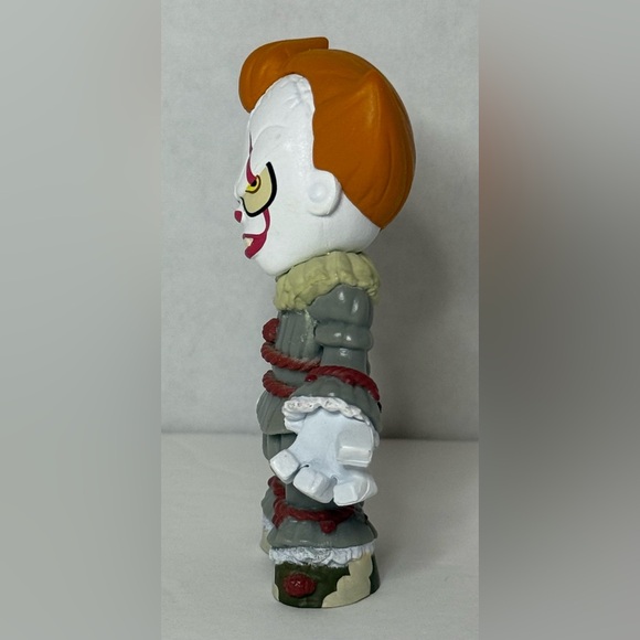 Funko Mystery Minis It Chapter 2 Pennywise Figure - Picture 4 of 7